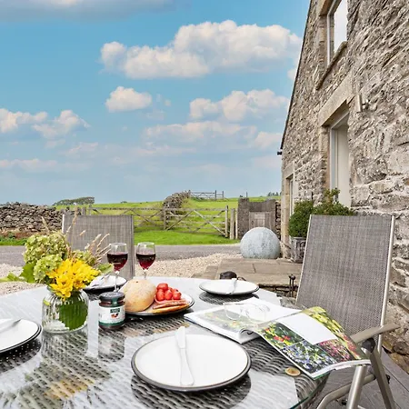 Holiday home Howgils Barn